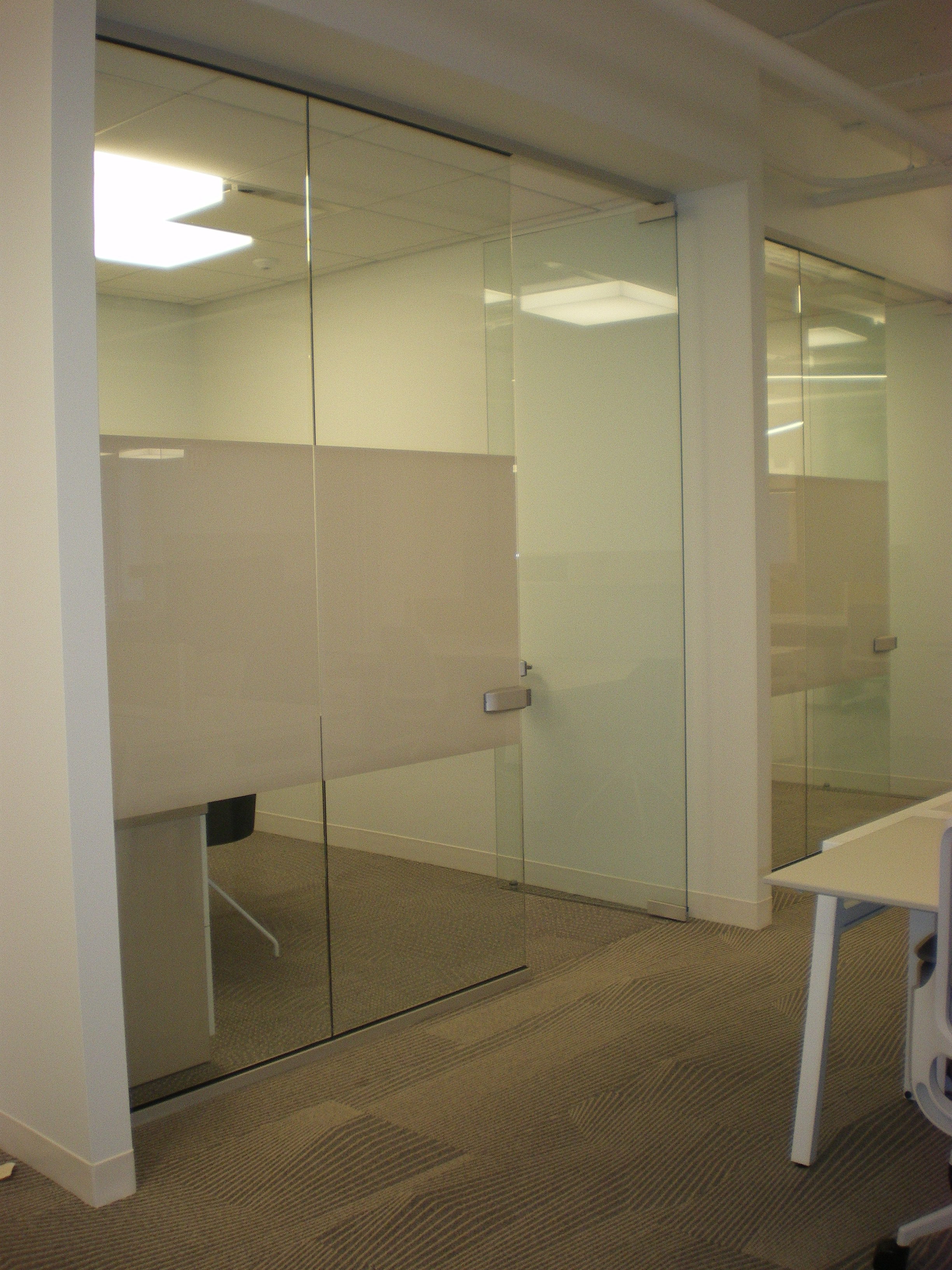 Webb Walls Commercial interior glass and demountable walls. Tempered Glass. Skyler Glass