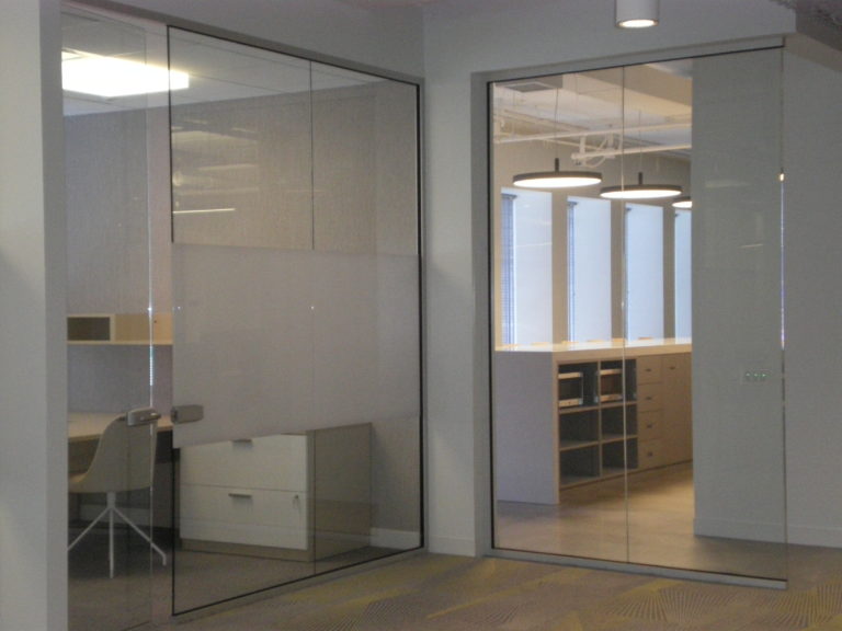 Webb Walls Commercial interior glass and demountable walls. Tempered Glass. Skyler Glass